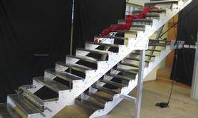 Double escalier démontable en aluminium, 7m x 3m x 4m