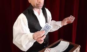 Sébastien ladruze artiste magicien  - Magiciens Professionnels pour toutes vos animations