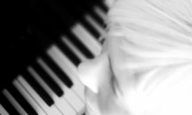 Grazzia Giu - Cours de piano et solfège simultanément ou chant jazz