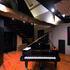 Cabine de Gam Studio, studio d'enregistrement et son piano