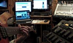 Cours de guitare, Bordeaux Quartier Tourny, Rejoignez l’École « Musique A Suivre » ! Un apprentissage accessible à tous grâce à l’incontournable méthode « MaS ». 10 Euros / Heure (classique, folk, électrique)