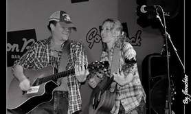 CHICKEN FRIED - AMERICAN ACOUSTIC MUSIC