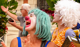 Les Drôles de Dames