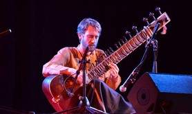 Nicolas Delaigue - Cours de sitar et de musique indienne