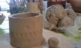 Atelier CALM Céramique à Nîmes - INITIATION POTERIE MODELAGE OU SCULPTURE SUR TERRE