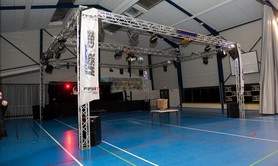 Association 1000 eclairs  - sonorisation, éclairage et structure location 