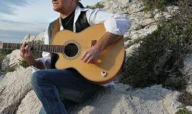 FA SOL DO  - donne cours de guitare .