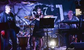 Amonya - Rock/jazz acoustique et musique celtique, irlandaise
