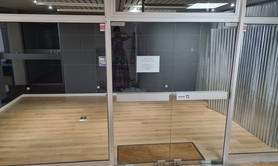 Local RDC immeuble Le Colbert