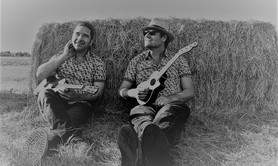 Les Frères La Roucoule - Duo Ukuléléé chanson déjanté