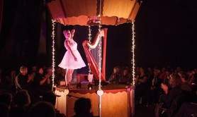 La boite à musique (en)chantée - Entre théâtre et chanson, drôle et magique