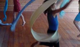 Association Eglantine Rouge - Cours enfants Danse et Théâtre d'impro