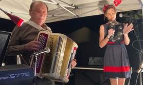 Raymond Marcadet  - Duo Raymond MARCADET avec chanteuse