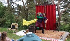 Aimer dans les orties - Pascal et Pascale.  Acrobatie ! Conte ! Poésie ! 