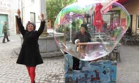 Le Bal des Bulles - Orgue Barbarie  et Bulles de savon