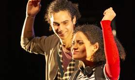 Compagnie Lisa Klax - compagnie de théâtre - magie - chanson 