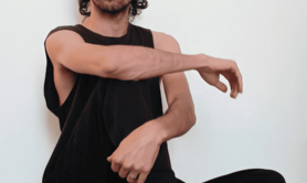 Modèle homme vivant nu masculin 37 ans