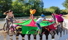 Le manège écochenille - Le manège à sensations écolo pour les ados !