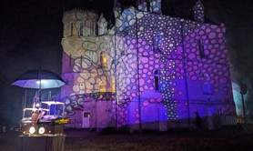 Captain D. Light - Performance live projections 