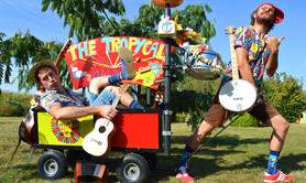 Petit Pyl et Tropical Joe - The Tropycal Mobil Show