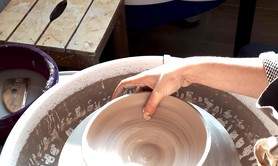 Atelier Créative Terre - Cours autour de la terre : tournage, sculpture près de Paris