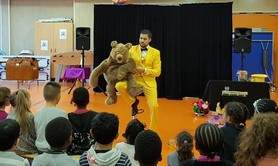 Mahel Magicien - Spectacle Malou et l'ours Balou