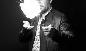 Romuald Hypnotiseur - Hypnose de spectacle