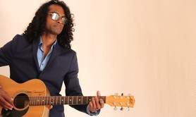 CHRIS CADILLAC - Artiste Musicien Live Strolling Band Roaming Band Party Band