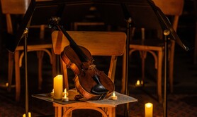 RAVEL / BRAHMS A la lueur des bougies