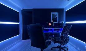 Studio d'enregistrement avec cabine