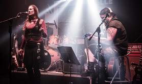 Moon's Law - Duo Rock