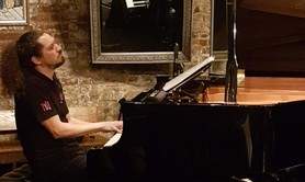 Horacio Acosta - Piano live pour hôtel, lounge bar et événements privés