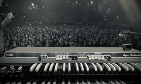 Claviériste / pianiste pro disponible immédiatement