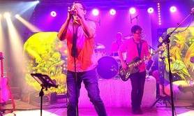 le groupe LA FRENCH TEUF - groupe pop rock année 80 intéractif