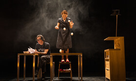 Jongloria Multitaskus - Spectacle loufoque et décalée sur la jonglerie