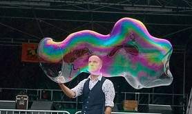 FredG Bubble artist - Bulles de savon et mousses