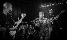 SOUL FINE - groupe SOUL-FUNK FESTIF recherche plan concert