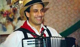 pianiste accordéoniste guitariste chanteur lecteur