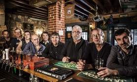 INISHOWEN - (Musique irlandaise - Folk rock festif)