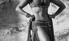 Cours de Danse Orientale à Paris avec Kaouther Ben Amor