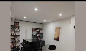 Studio avec piano à queue