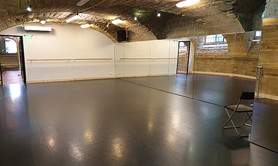 Studio de danse et théâtre au cœur du 5e