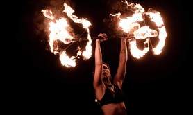 Julie Boisnard - Artiste équestre, aérien et feu.