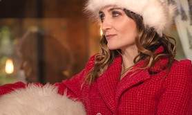Pauline DIENNET  - chanteuse pour vos marchés et événements de Noël