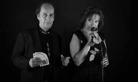 LUC JOHN ET CRYSTALE - Magie- mentalisme - hypnose - close-up- animation enfantine