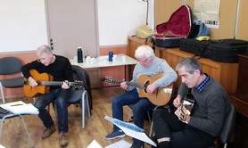 Association Jazz Manouche Swing - Ateliers Guitare Manouche à Eyragues 