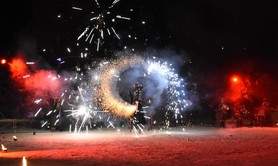 Cie Sonjévéyés - Abracadabouc- déambulation fantastique - pyrotechnie