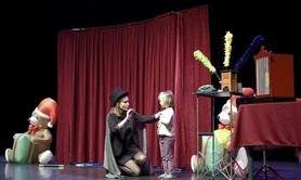 Emma la Magicienne - A la recherche de la baguette