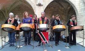 La tête dans le bidon - Steelband