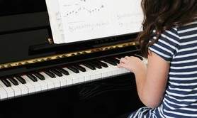 Lisa HEUTE - Cours de piano par enseignante expérimentée